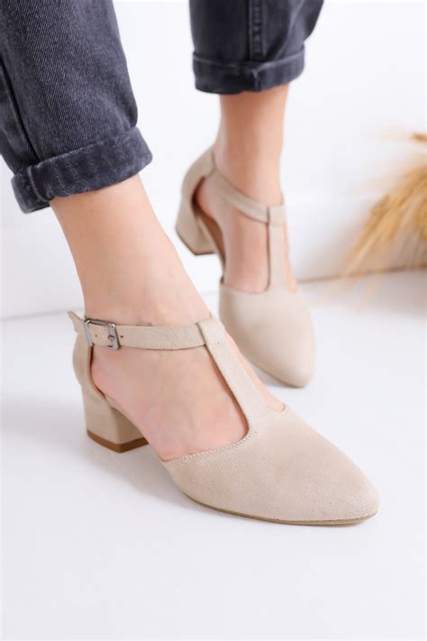 Women's Beige Shoes 